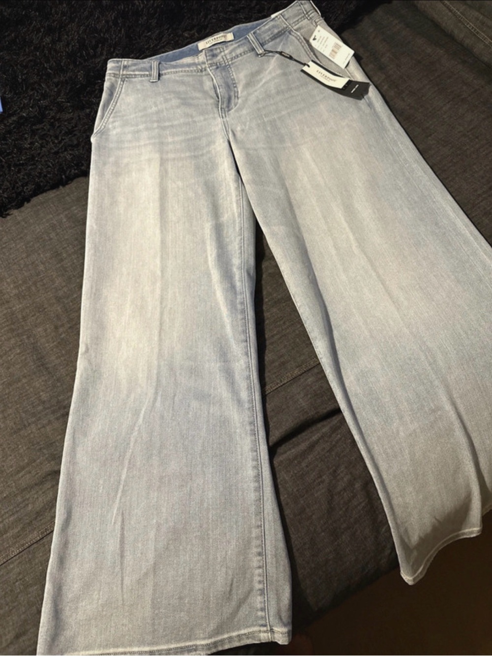 Liverpool Faded Light Blue Wide-Leg Jeans